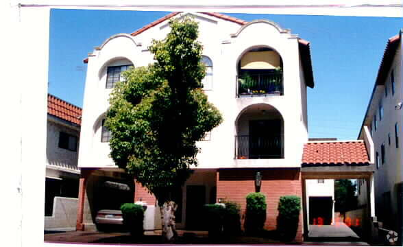 Photo - 11702 York Ave