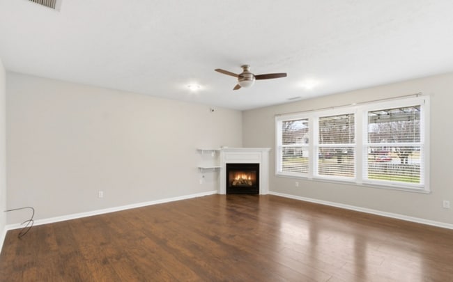 Photo - 10870 Balfour Dr