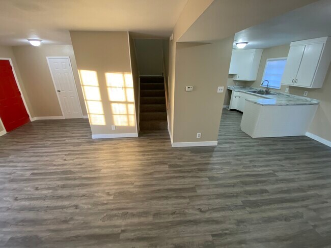 Photo - 2806 Hickory Rd