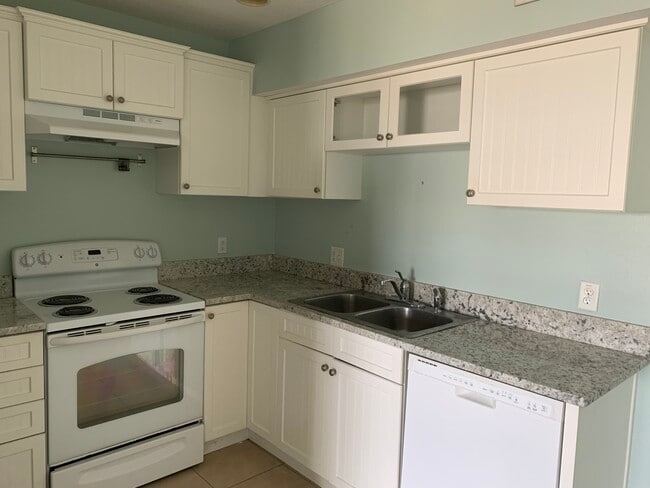 Photo - 7225 Boca Ciega Dr Unidad 8