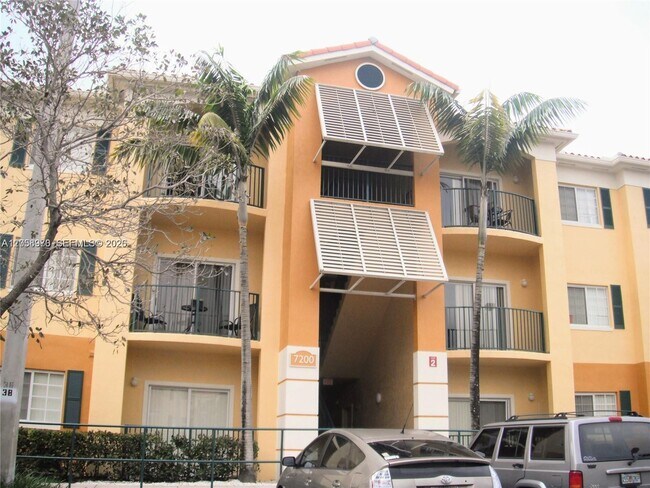 Photo - 7200 NW 114th Ave Unit 307