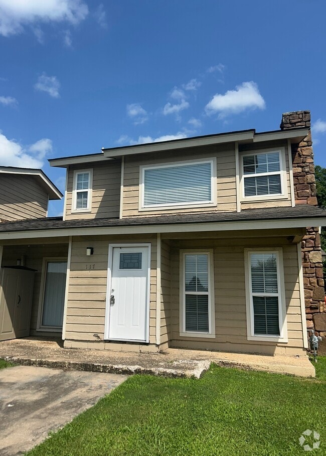 Building Photo - 13803 Turnberry Ln Rental