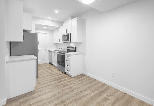 Photo - 3012-3169 169 St. SW