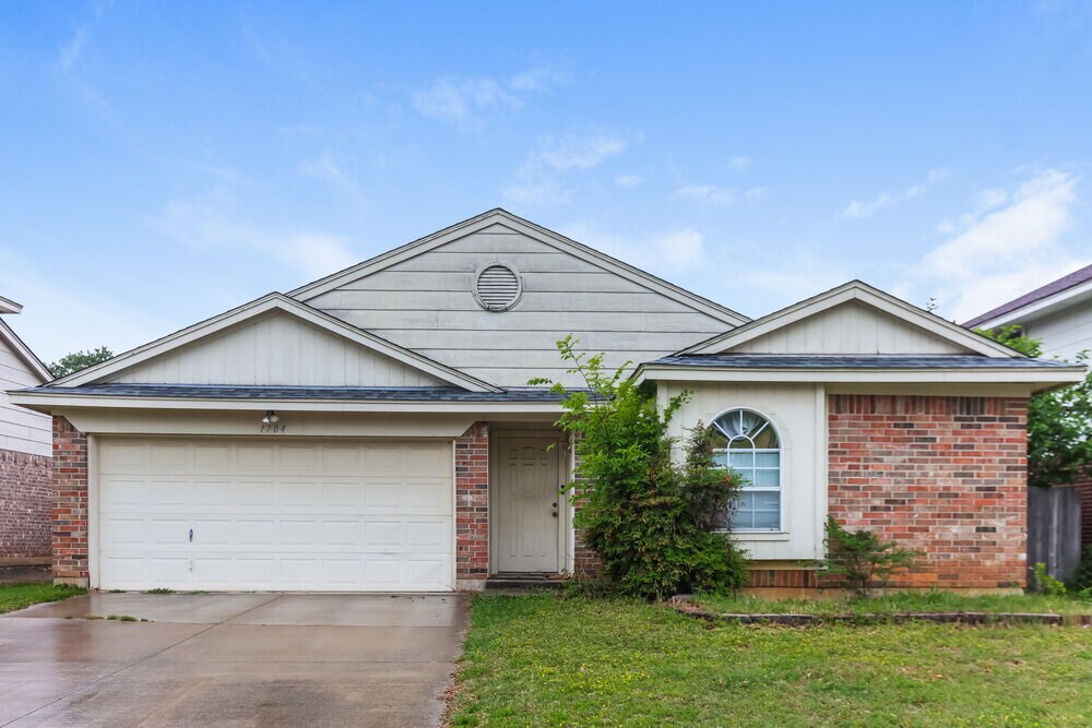 Photo - 1704 Spicewood Trail House