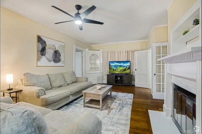Building Photo - 4815 Lee Ave Rental