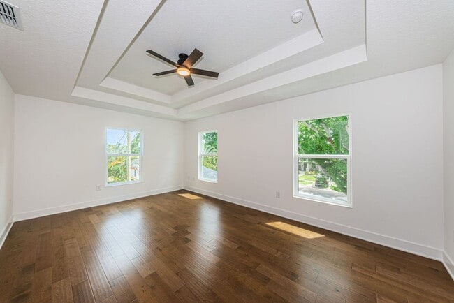 Photo - 1701 25th Ave N