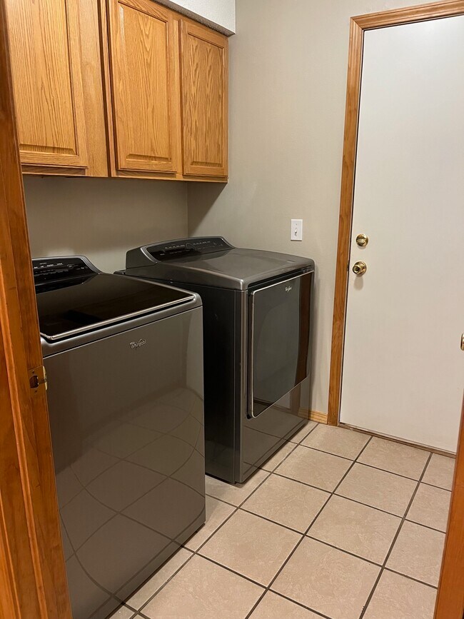 Photo - 5826 W 7th Ave