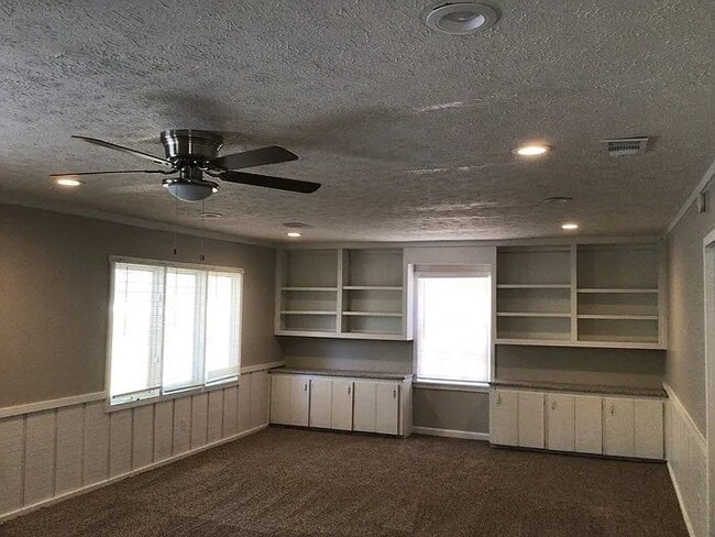 Photo - 32 Woodland Dr