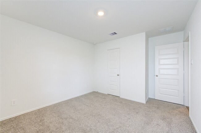 Photo - 2913 Misty Elm Ln