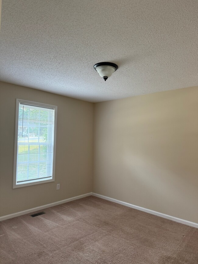 Photo - 500 N Church St Unit 2 Bedrooms