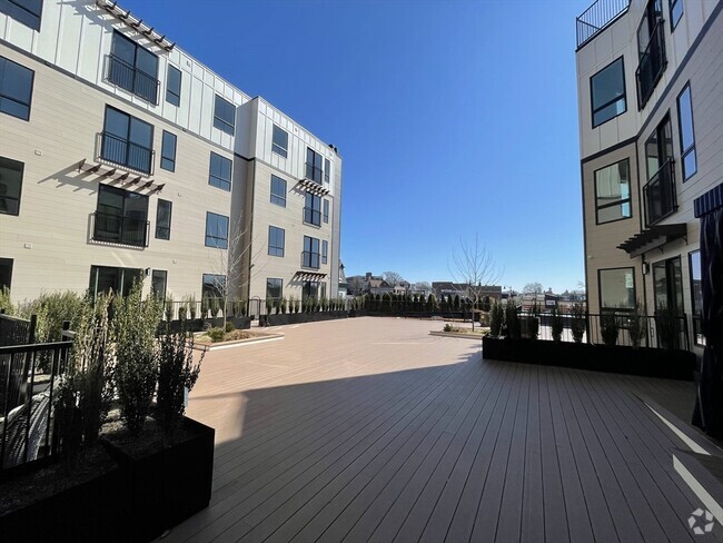 Building Photo - 87 Medford St Unit 215 Rental