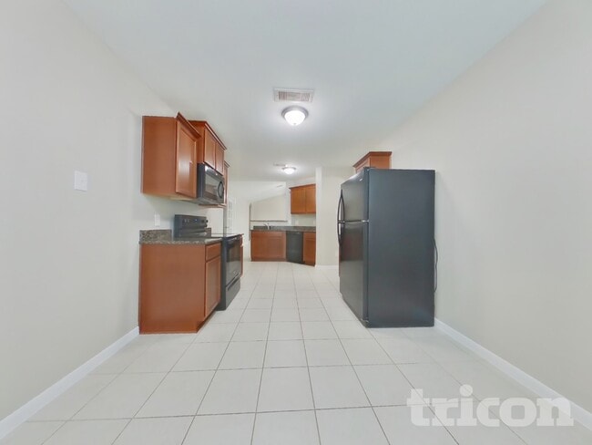 Photo - 424 Palomino Stand Dr