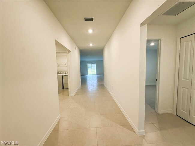 Photo - 335 Parish Dr