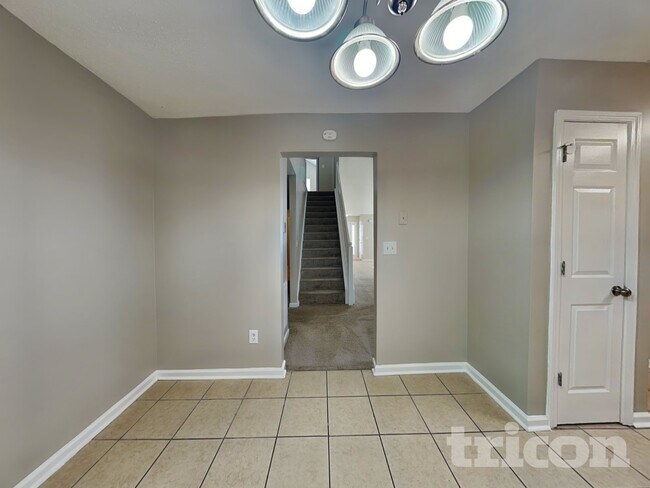 Photo - 4265 Reserve Hill Crossing