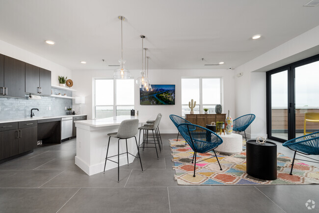 Interior Photo - MLK Highline Rental