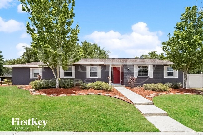 Photo - 818 Black Knight Dr