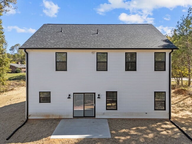 Photo - Stunning New Build!
