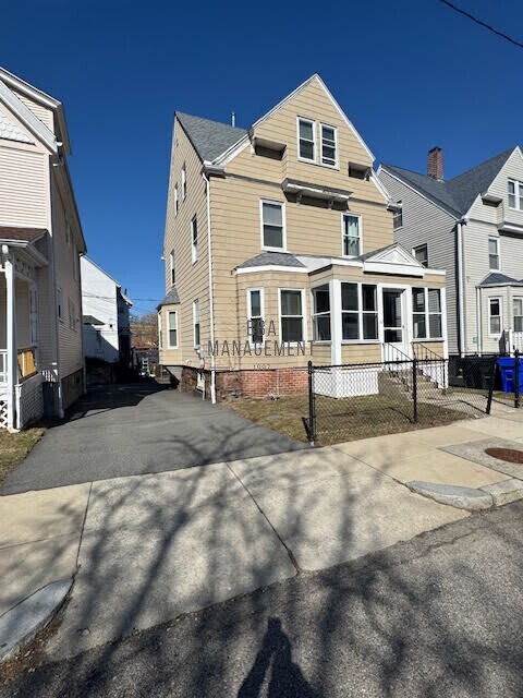 Photo - 62 Saunders St (Boston, MA)