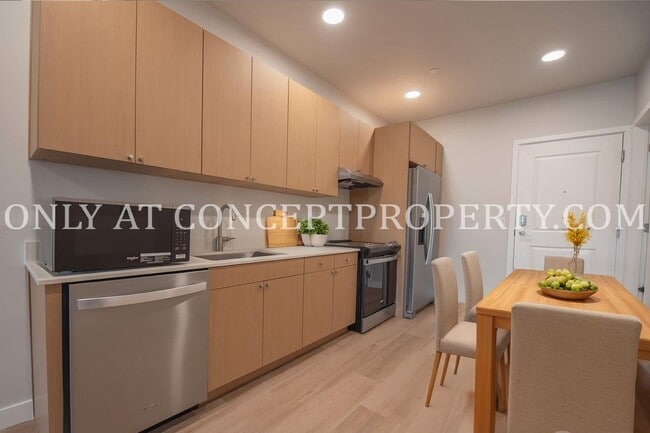 Building Photo - Walk, Bike, Ski – Live in Park City’s Bran... Unit 209 *ADA