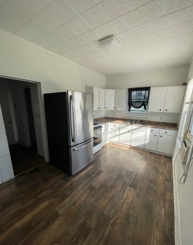 Photo - 707 N Lamar Ave