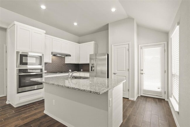 Photo - 120 Riverhill Dr