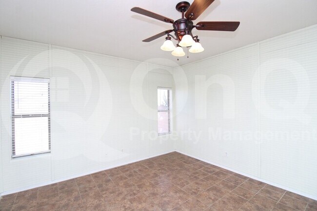 Photo - 13349 W Desert Rock Dr