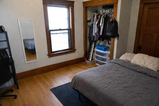 Photo - 3284 N Oakland Ave