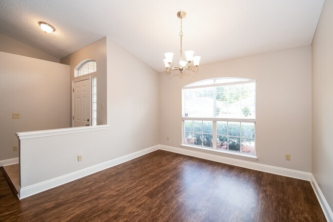 Photo - 8244 International Village Dr