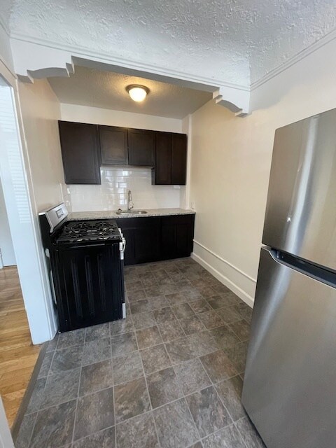 Belvidere Kitchen Upgrade - Belvidere Apartments & Newton Apartments