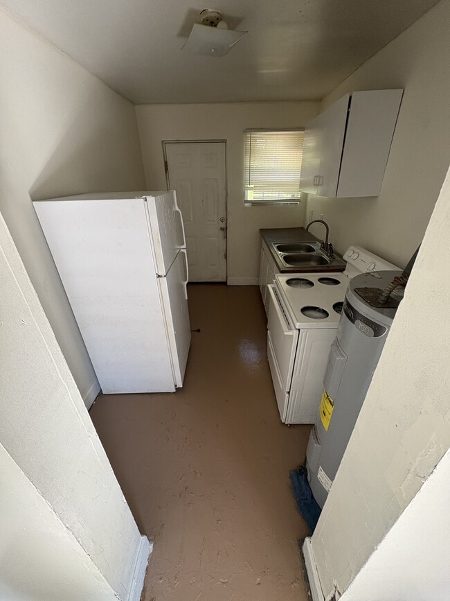 Photo - Pursley Court Apartments