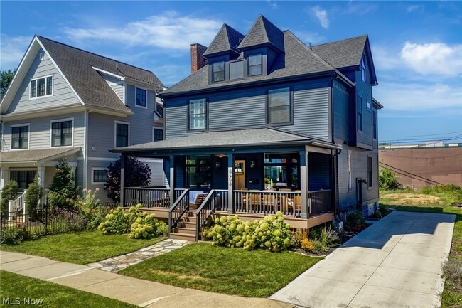 Building Photo - 4604 Clinton Ave