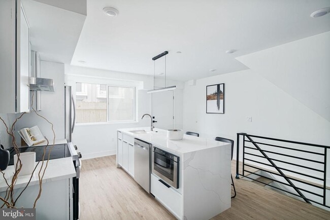 Photo - 2607 E Boston St Unit 1