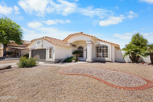 Photo - 1214 E Beverly Ln