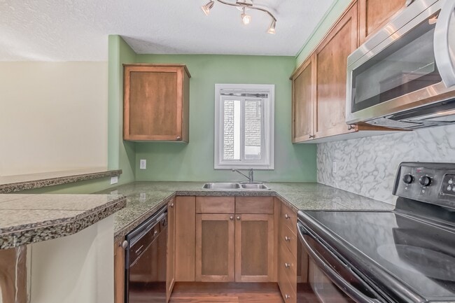 Photo - 1029-1014 14 Ave SW
