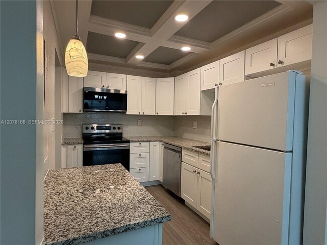 Photo - 301 Racquet Club Rd Unit 210