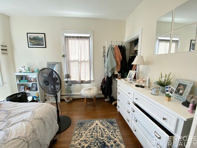Photo - 106 Buttonwood St Unit 2