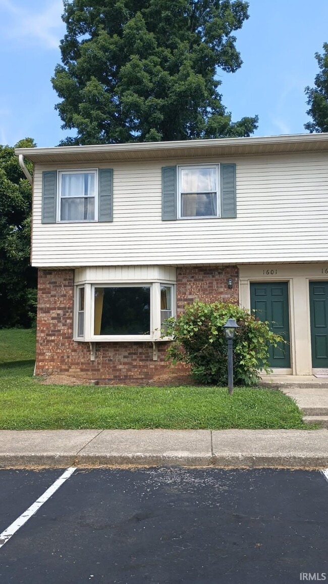 Photo - 1601 S Dorchester Dr Rental