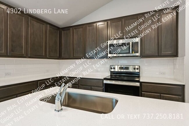 Photo - 4302 Lindberg Ln
