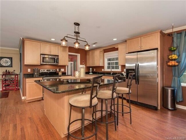 Photo - Open Floor Plan Ranch Home in Plaza Shamrock!