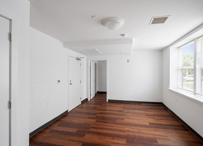 Photo - 506 N 52nd St Unit A