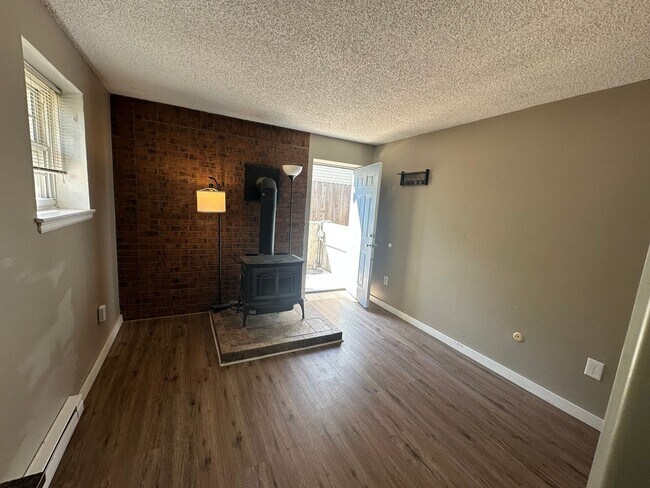 Photo - 2139 Grant St Unit 2