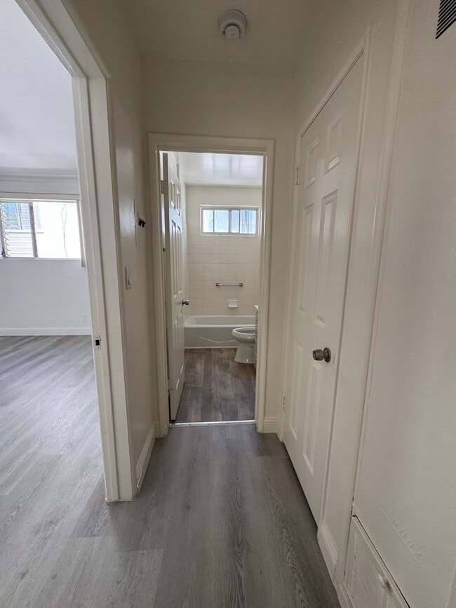 333 Rexford Dr Unit 333 S Rexford Dr Unit 5