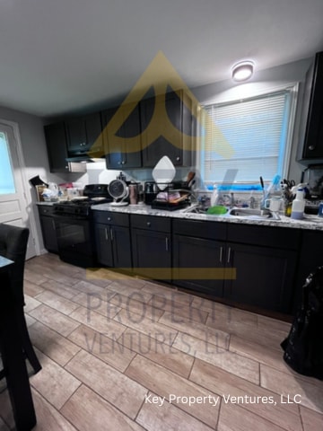 Photo - 400 Knickerbocker Ave
