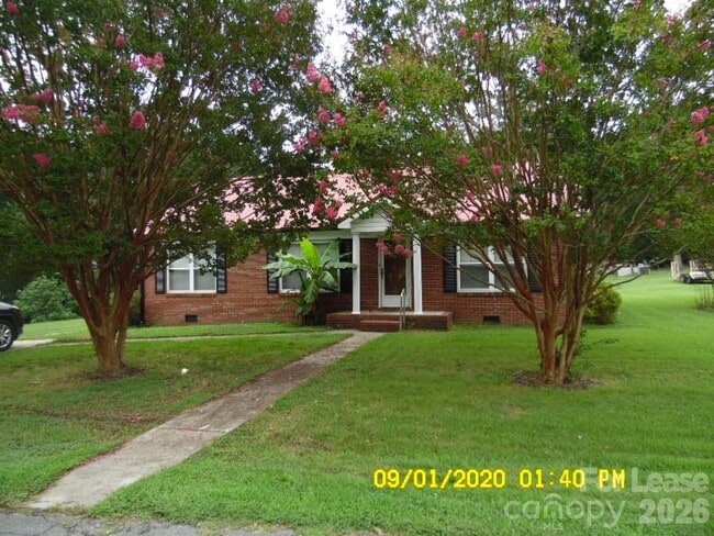 Building Photo - 709 Margate Ave