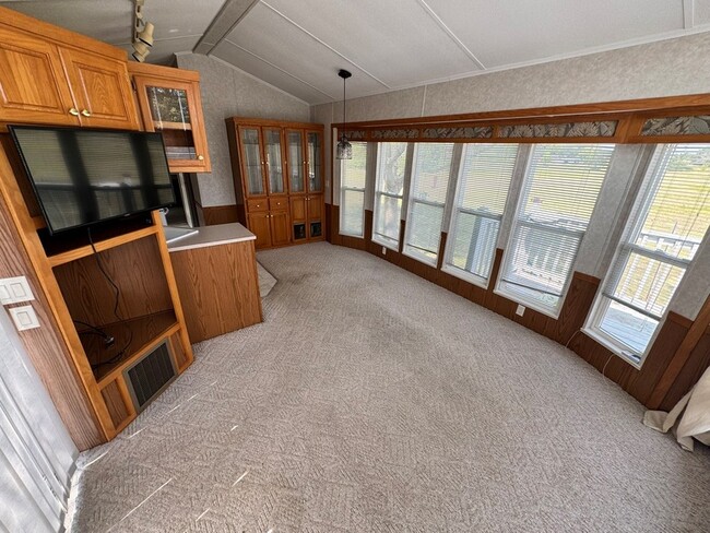 3130 Parkerville Rd