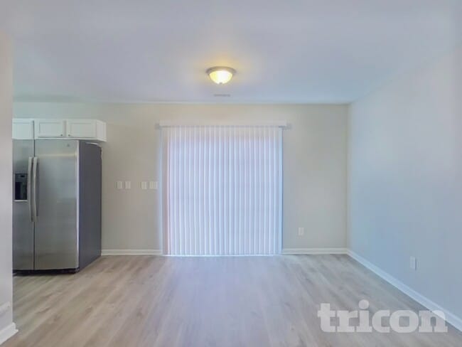 Photo - 175 Chesterbrook Ln