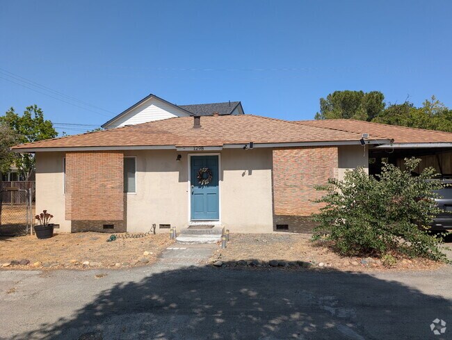 Building Photo - 1298 W Hacienda Ave Rental