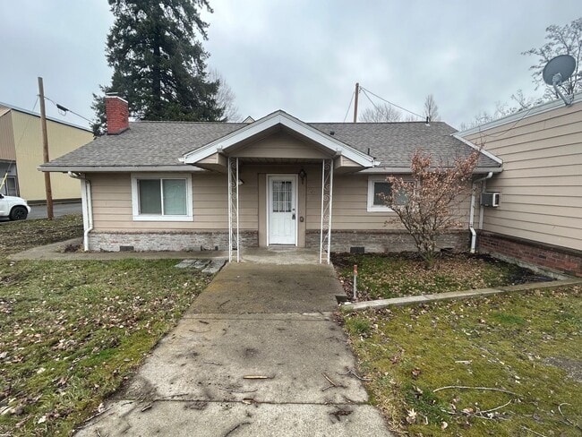 Building Photo - 700-704 S Columbus Triplex - Martin Unit 700 Rental