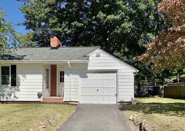 829 Riverside Rd