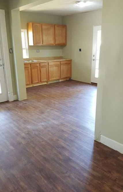 Building Photo - 415 Montana Ave